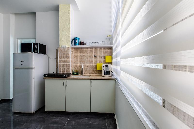 Designed Beach Apartments Tel Aviv Exterior photo
